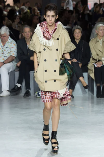 Look 26